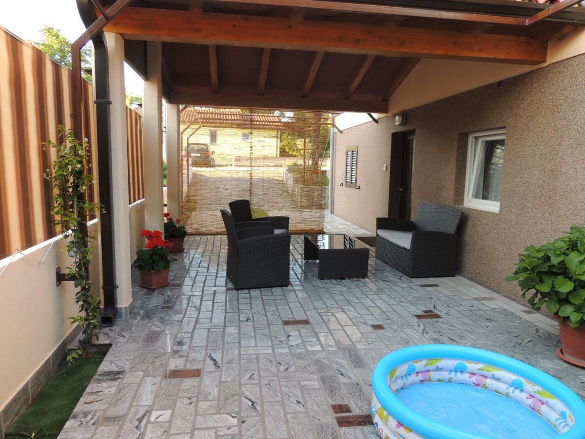 Apartments Palma Labin  Exterior photo